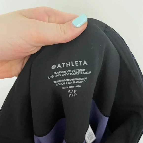 Athleta Elation Velvet Tight Agate Paisley Leggings Size Small - Picture 3 of 7